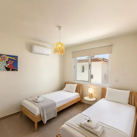 Cemelia * Protaras